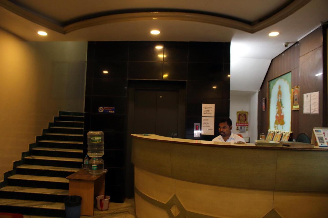 Hotel Saravanaa